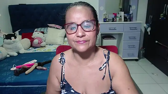 pervert mommy  online show from 12-01-25, 10:53