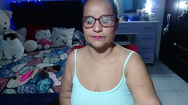 pervert mommy  online show from 01-08-26, 11:01