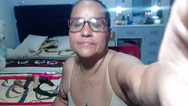 pervert mommy  online show from 05-02-26, 10:09