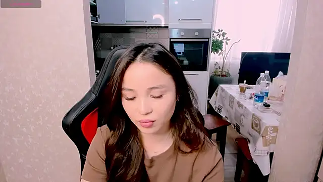 AyaMoon online show from 10-28-25, 04:49