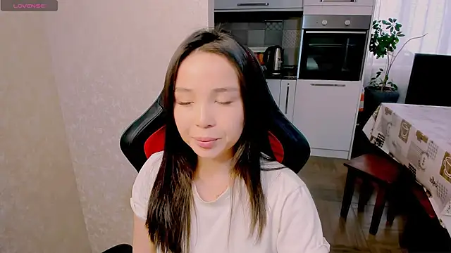 AyaMoon online show from 11-10-25, 07:18