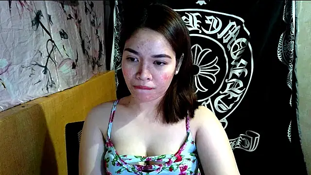 Snapshot of _preciousmoira_ chatting on 07-20-26, 02:15 preciousmoira online show from 07-20-26, 02:15