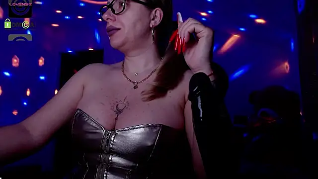 SonyaDevon online show from 02-12-25, 04:12