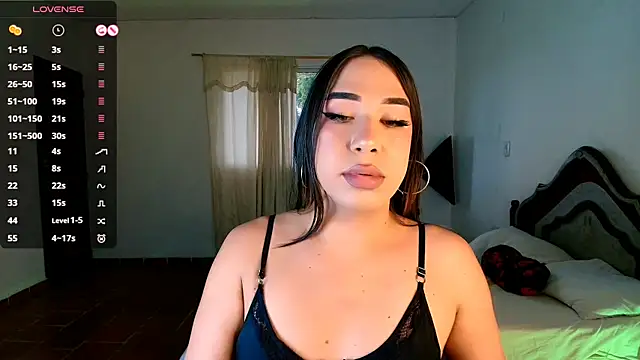 Snapshot of cristal_0381 chatting on 10-10-25, 09:36 cristal 0381 online show from 10-10-25, 09:36