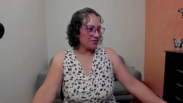 scarlet wet online show from 06-19-26, 11:41