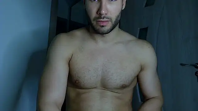 Justynn1 online show from 07-06-26, 06:43