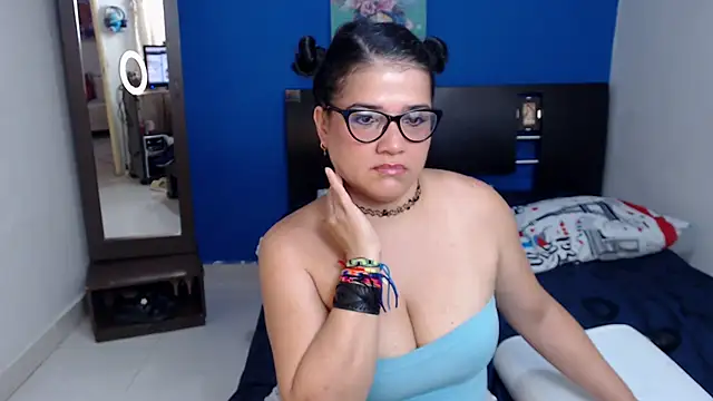 GlendaStarx online show from 05-08-26, 09:09