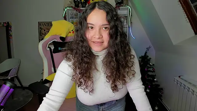 Snapshot of Sweet_sully__ chatting on 12-21-24, 06:34 Sweet sully online show from 12-21-24, 06:34