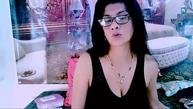 IndianAllure online show from 01-09-25, 11:47