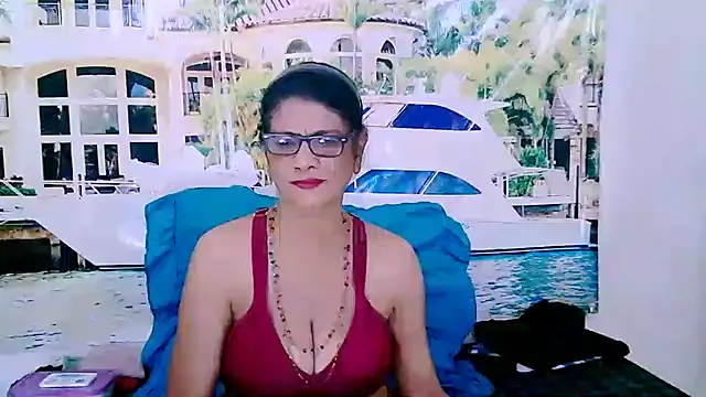 IndianAllure online show from 01-17-25, 05:42
