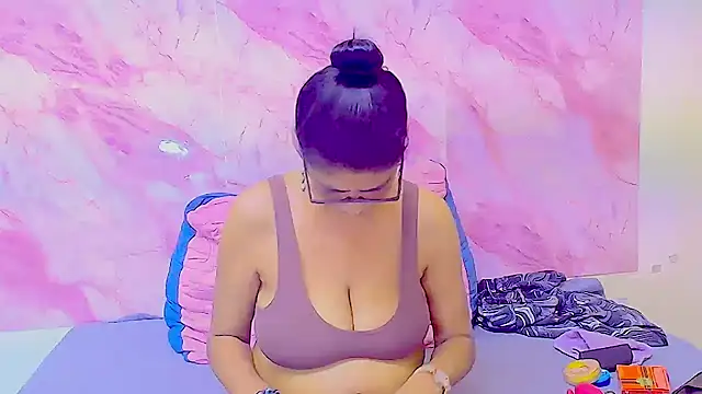 IndianAllure online show from 10-14-25, 05:30