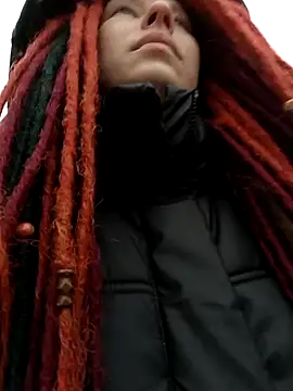 Frost foxy online show from 10-05-25, 02:10