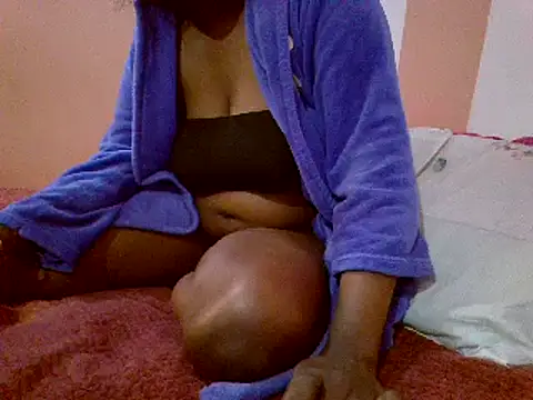Snapshot of sexymiel chatting on 02-15-25, 01:49 sexymiel online show from 02-15-25, 01:49