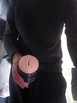 Snapshot of tedddy123 chatting on 11-16-25, 03:12 tedddy123 online show from 11-16-25, 03:12