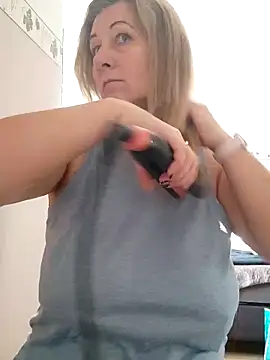 Elza01 online show from 09-29-25, 06:29