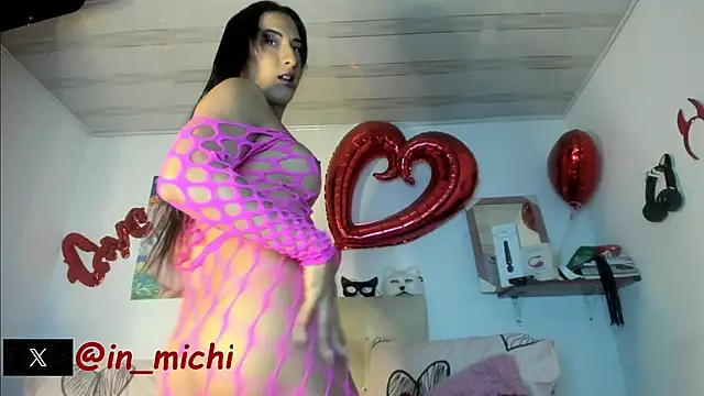 Snapshot of dangerous_bitch chatting on 10-01-25, 11:44 dangerous bitch online show from 10-01-25, 11:44