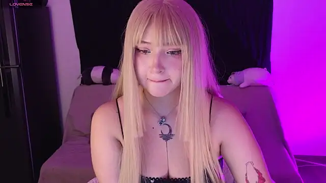 KuroChan420 online show from 03-20-25, 11:12