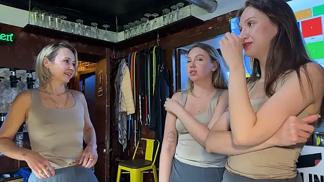 Snapshot of dirtypub chatting on 10-04-25, 06:06 dirtypub online show from 10-04-25, 06:06