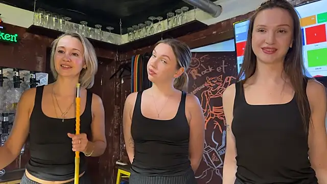 Snapshot of dirtypub chatting on 10-12-25, 12:59 dirtypub online show from 10-12-25, 12:59