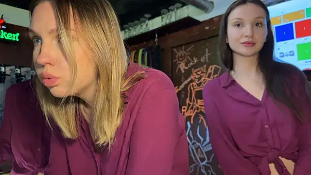 Snapshot of dirtypub chatting on 11-13-25, 04:06 dirtypub online show from 11-13-25, 04:06