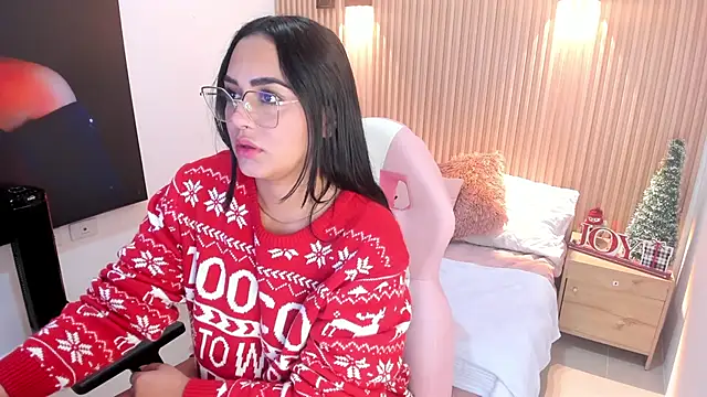 AMELIE xx online show from 12-30-24, 02:08