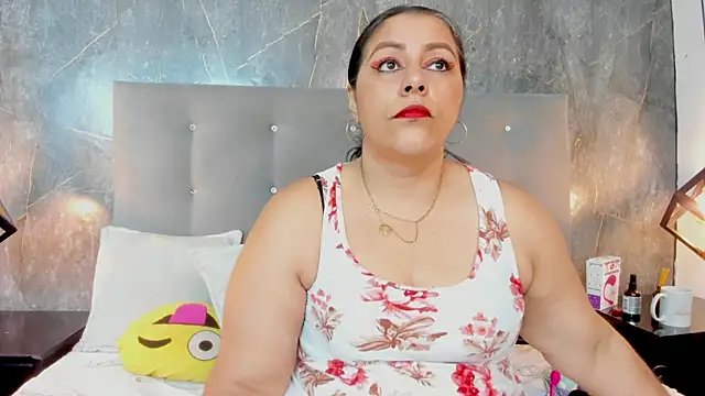 SexxyPamela online show from 12-18-25, 07:31