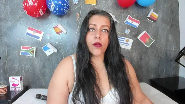 SexxyPamela online show from 06-21-26, 07:16