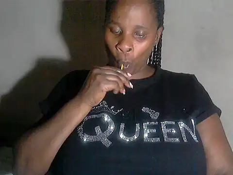 Snapshot of Choco-Coco10 chatting on 11-06-25, 03:24 Choco-Coco10 online show from 11-06-25, 03:24