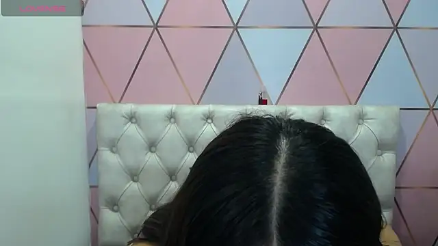 juliana diaz online show from 01-16-25, 05:23