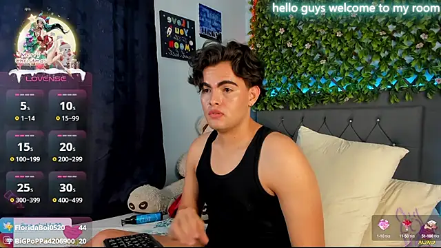 Snapshot of kamii_22 chatting on 12-27-24, 11:50 kamii 22 online show from 12-27-24, 11:50