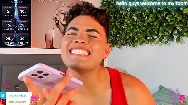 Snapshot of kamii_22 chatting on 09-11-25, 11:05 kamii 22 online show from 09-11-25, 11:05