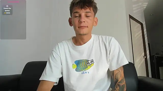 MiracleCam online show from 03-15-26, 02:06