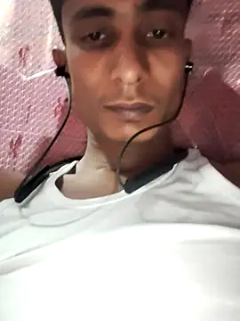 Snapshot of hq9870a chatting on 03-06-26, 05:31 hq9870a online show from 03-06-26, 05:31