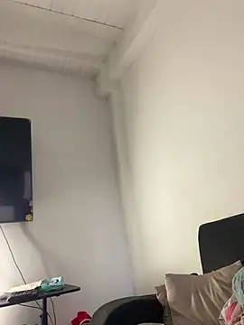 AlondraDiossa03 online show from 02-21-26, 06:42