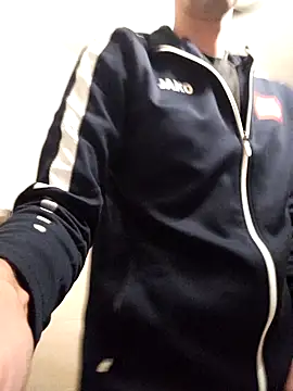 Geiler-boy313 online show from 12-29-24, 03:46