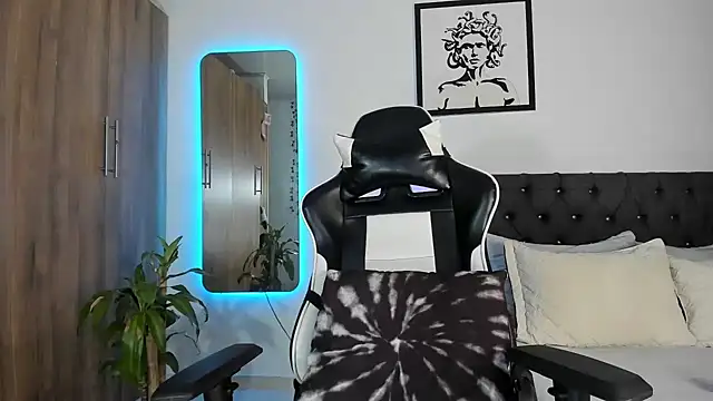 AlanNaughty online show from 05-14-26, 02:40