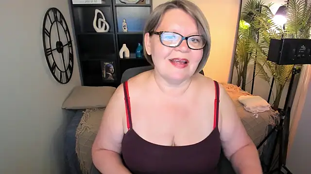 Shannonshine online show from 06-08-26, 01:22