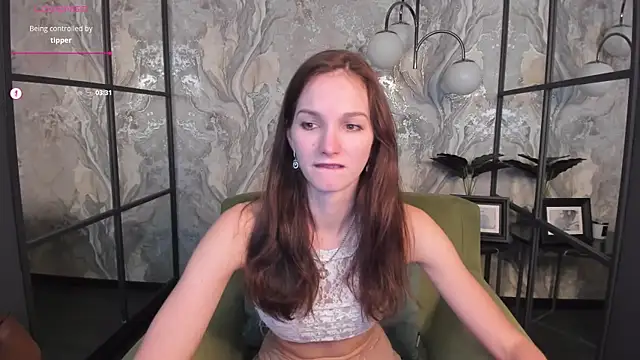 MirandaGlow online show from 02-06-25, 08:50