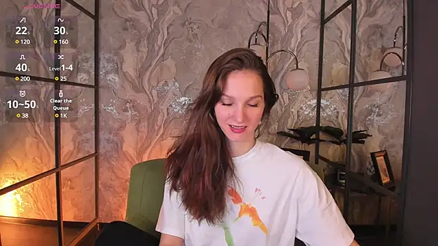 MirandaGlow online show from 03-18-25, 05:52