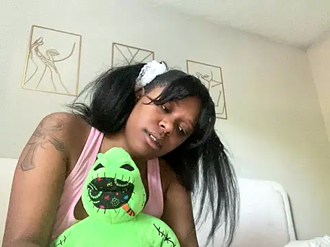 bunnypillow online show from 09-12-25, 12:05