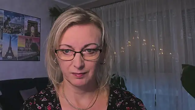 vanessa chat online show from 12-08-24, 02:30