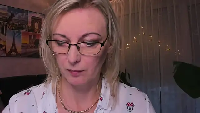vanessa chat online show from 12-10-24, 02:28