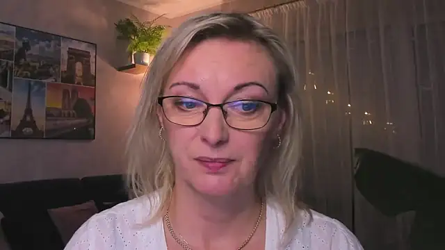 vanessa chat online show from 12-11-24, 05:48