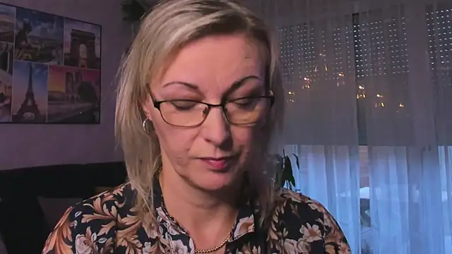 vanessa chat online show from 12-15-24, 02:27