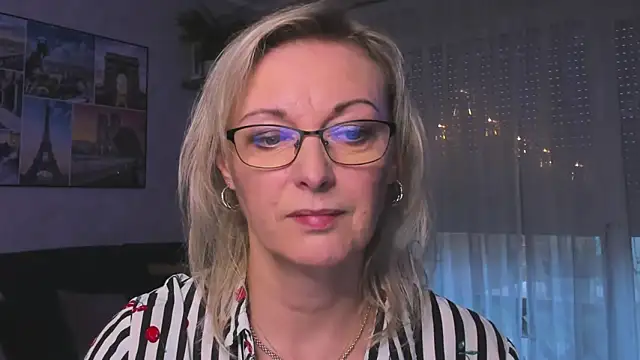 vanessa chat online show from 12-17-24, 02:22