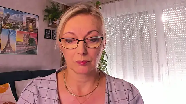 Snapshot of vanessa_chat chatting on 09-26-25, 06:17 vanessa chat online show from 09-26-25, 06:17