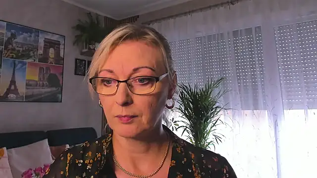 Snapshot of vanessa_chat chatting on 10-07-25, 01:19 vanessa chat online show from 10-07-25, 01:19