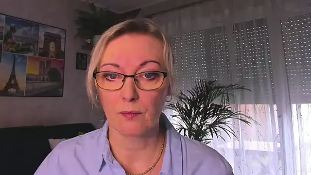 vanessa chat online show from 03-25-26, 02:12