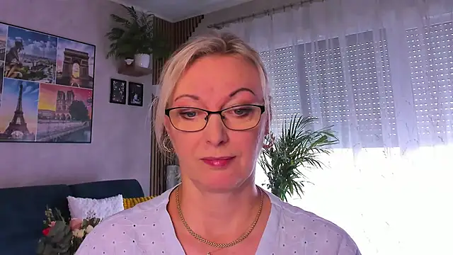 vanessa chat online show from 05-11-26, 02:56
