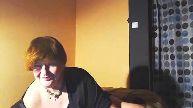 Snapshot of MioritaHard chatting on 01-31-25, 04:06 MioritaHard online show from 01-31-25, 04:06